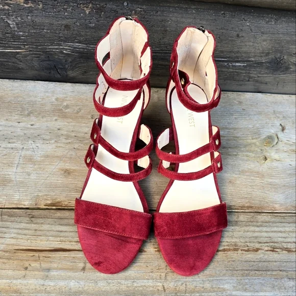 Nine West NEW!! Willison Red Wine Seude, Gold Studded Caged, Wedge Sandal. 9.5M - Picture 8 of 15